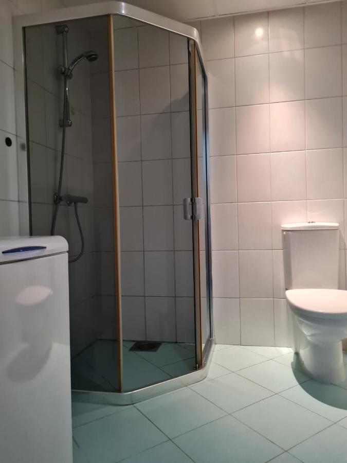 Cozy One Bedroom Apartment In City Center Tallinn Exterior foto